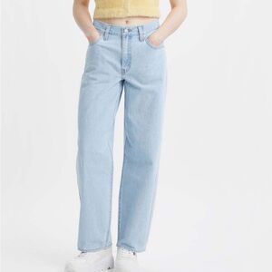 Women's Light Baggy DadJeans NWOT size 23 x 32